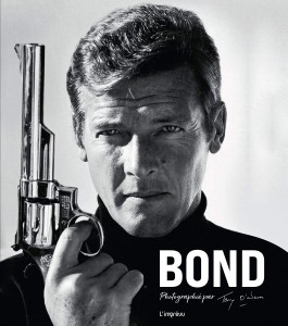Couverture du livre Bond par James Clarke