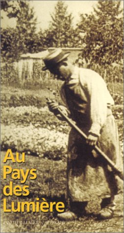 Book cover: Au pays des Lumière