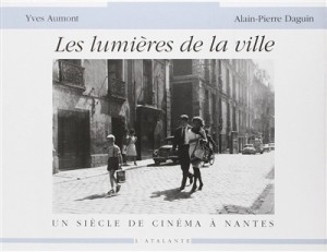 Couverture du livre Les lumières de la ville par Yves Aumont et Alain-Pierre Daguin
