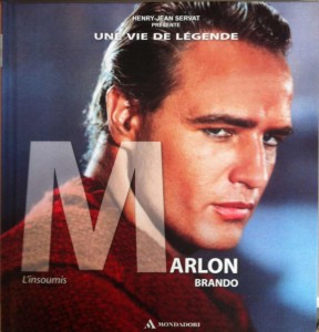 Couverture du livre Marlon Brando par Henry-Jean Servat